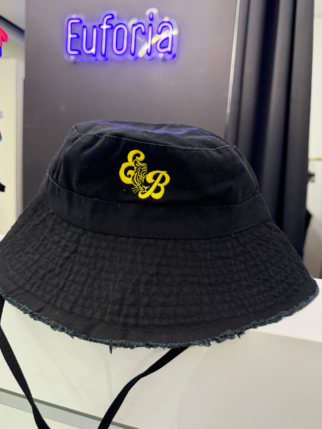 Bucket Hat – Different Colors ✅