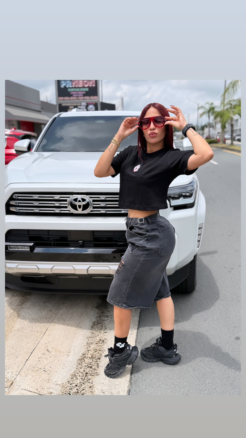 EB Signature Crop Top