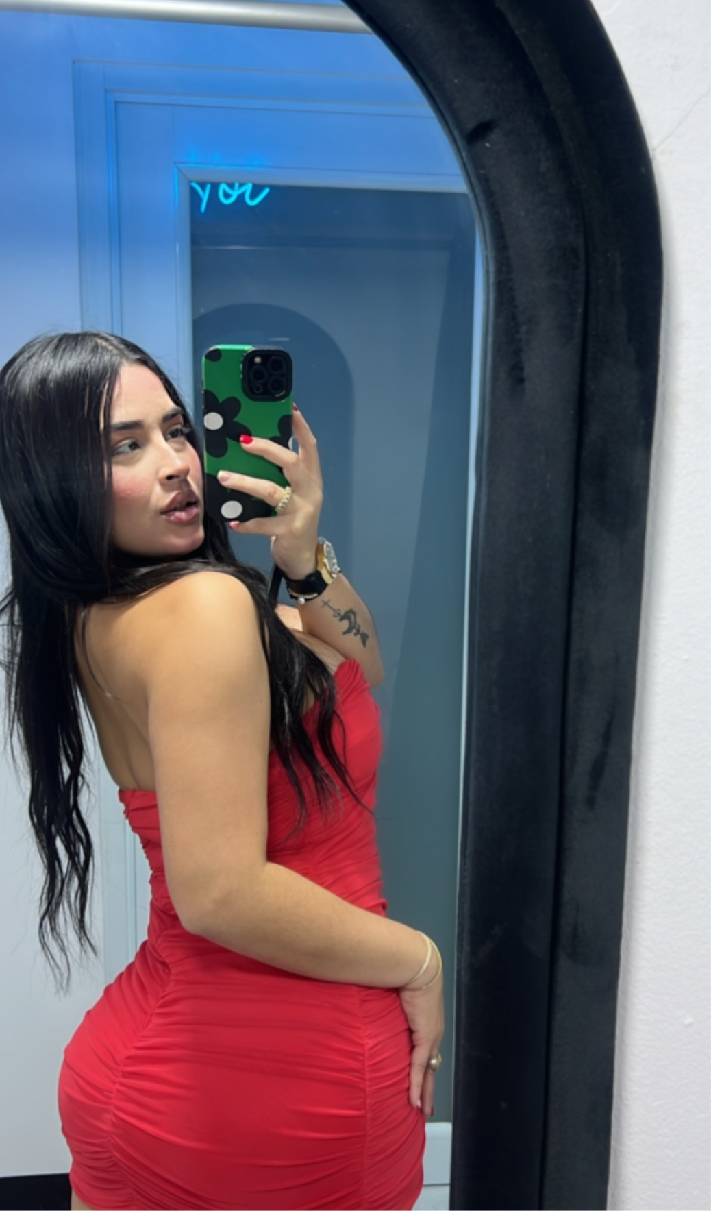 VDress Red