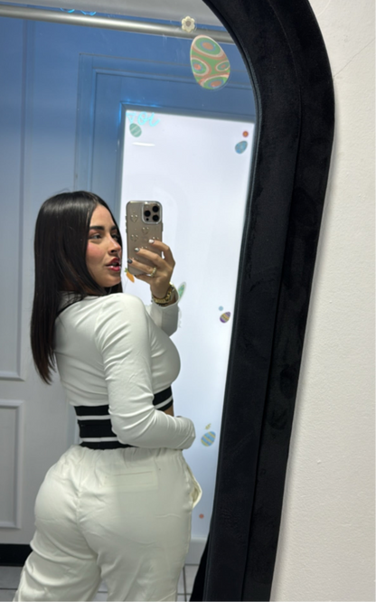 Black & White LA Set