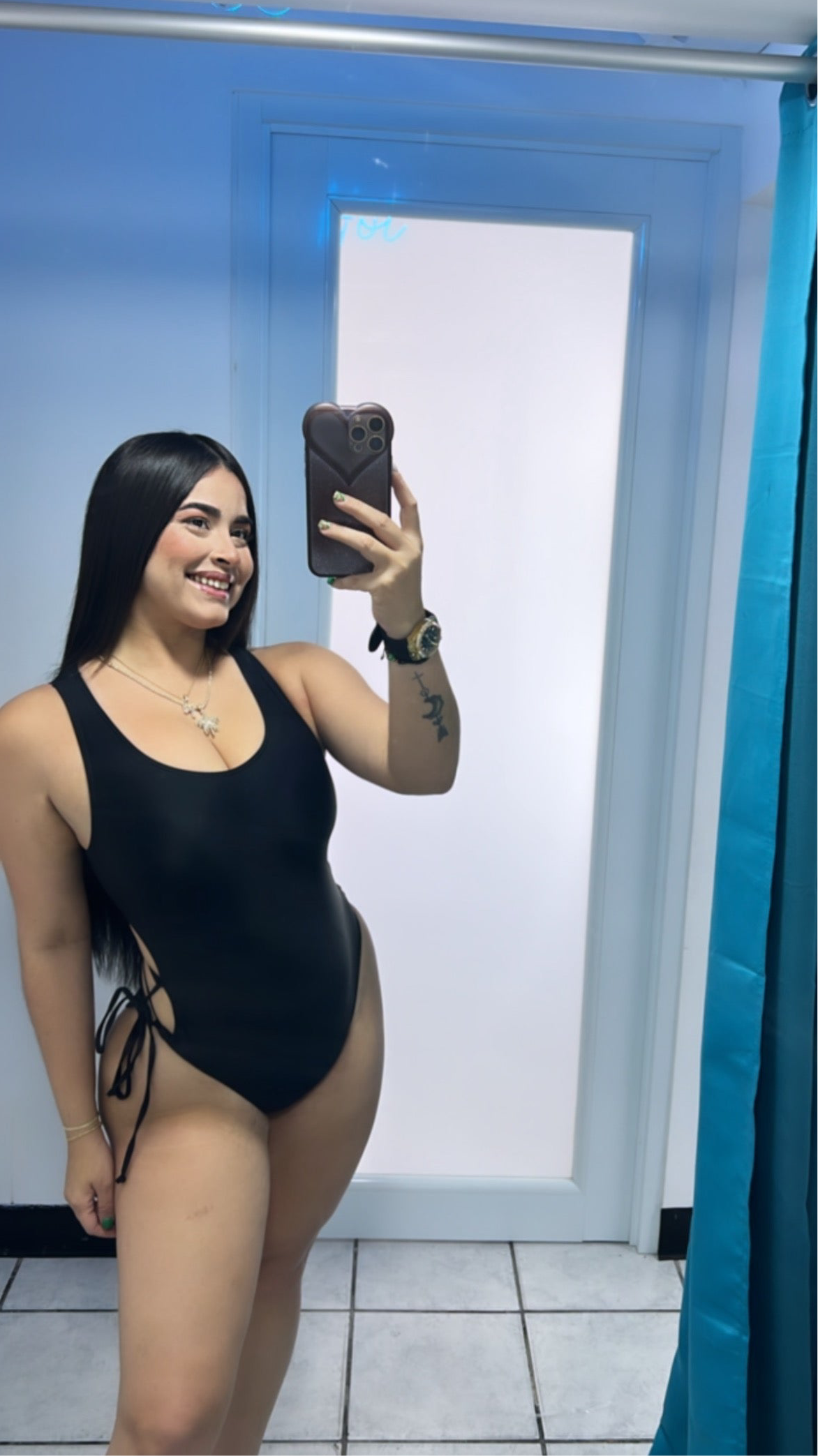 Need Swimsuit😎