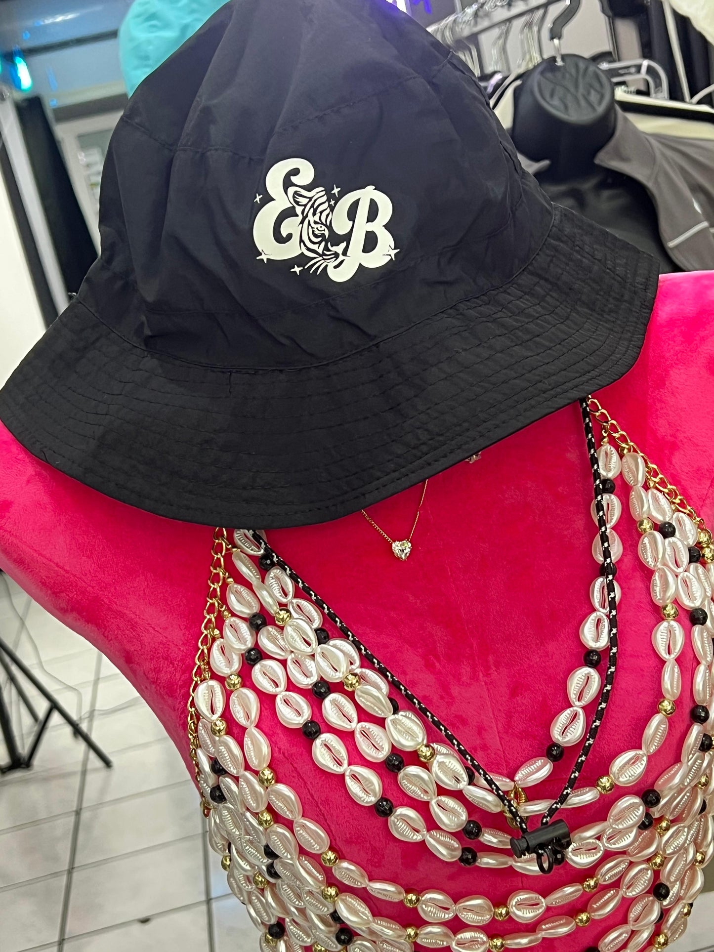 Bucket Hat Red